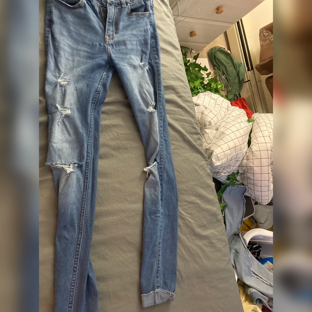 Ripped Skinny jeans High waisted